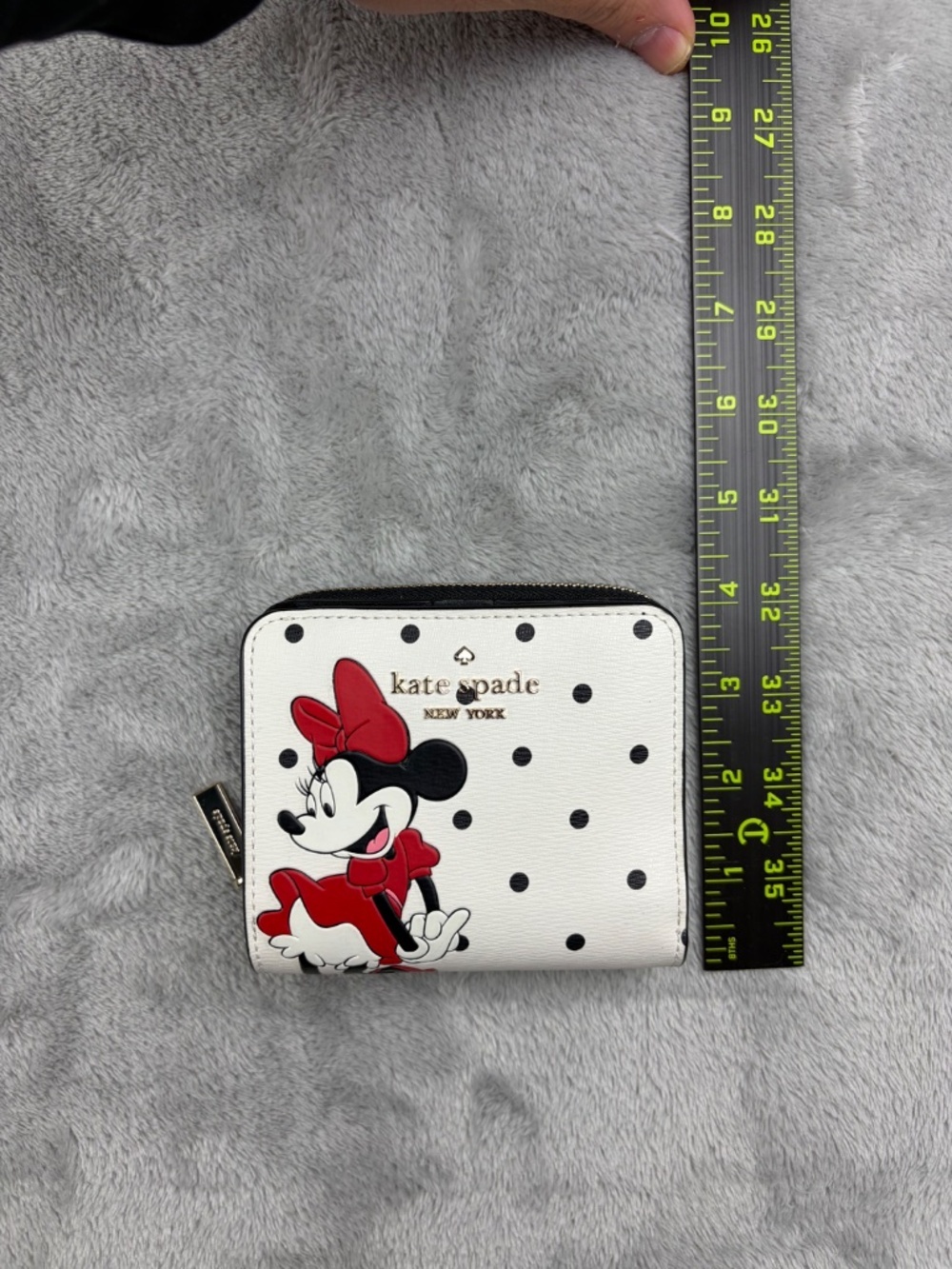 Kate Spade x Disney Minnie Mouse Small Bifold Wallet NEW - Picture 15 of 16